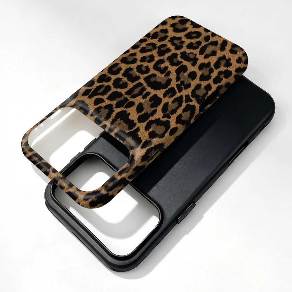 Etui iPhone 18 Pro Wild Leo MagSafe z uchwytem - zdjęcie 3